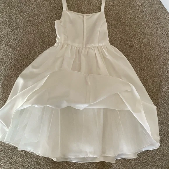 Flower girl dress with removable sash - Picture 5 of 7